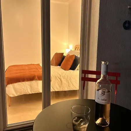 Appartement Charming 2p Renovated With Terrace Beach Station And Shops On Foot